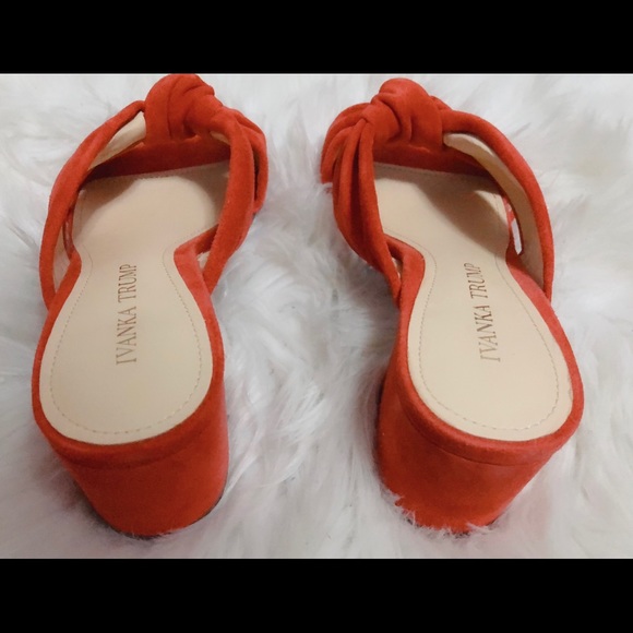 Ivanka Trump Red Suede Slip On 👠👠 - Picture 5 of 7